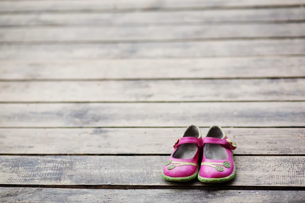 Çocuk kız ayakkabıları — Stok fotoğraf