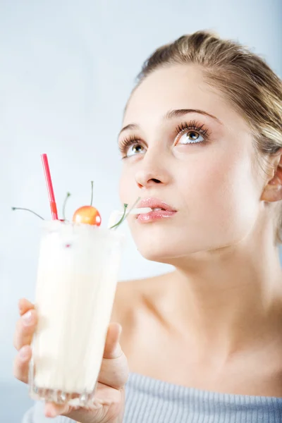 Konsumtionsmjölk cocktail — Stockfoto
