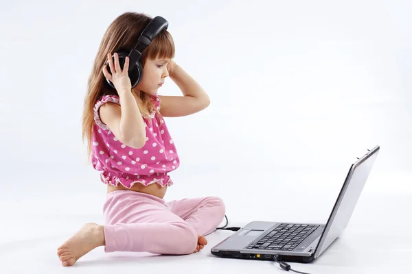 Child with computer — Stock Photo, Image