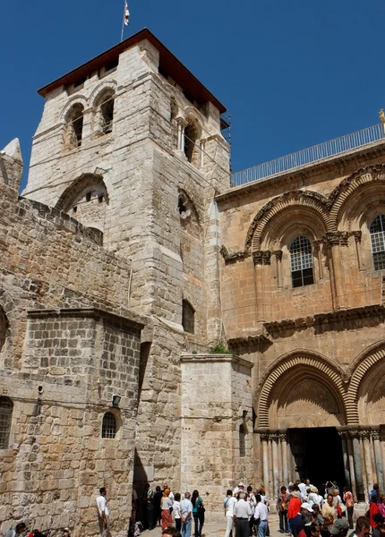 Toegang tot de kerk van het Heilig Graf in Jeruzalem — Stockfoto