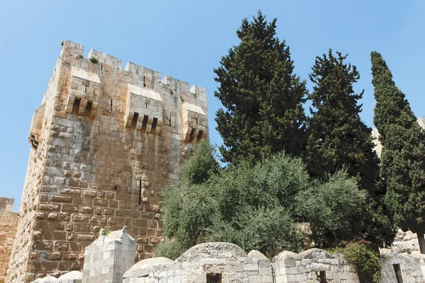 古代の城塞とダビデの塔エルサレムで — ストック写真