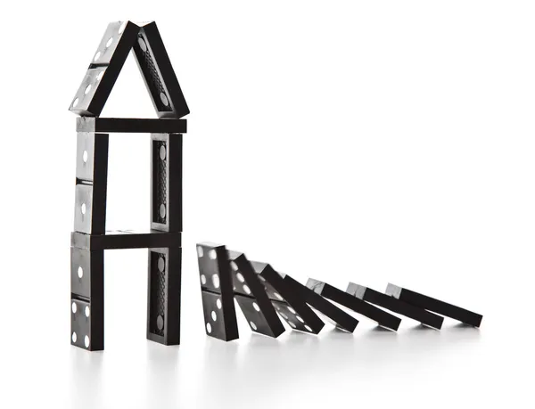 A dominó alá tartozó verem떨어지는 도미노의 스택 — 스톡 사진