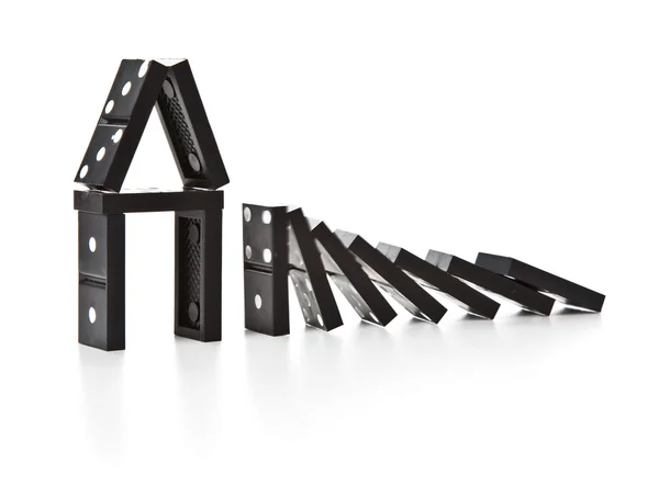 A dominó alá tartozó verem떨어지는 도미노의 스택 — 스톡 사진
