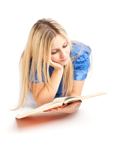 Kız yere Serme ve kitap okuma — Stok fotoğraf
