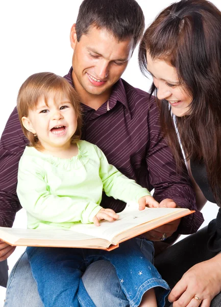 Madre, sonámbula e hija pequeña leyendo el libro —  Fotos de Stock