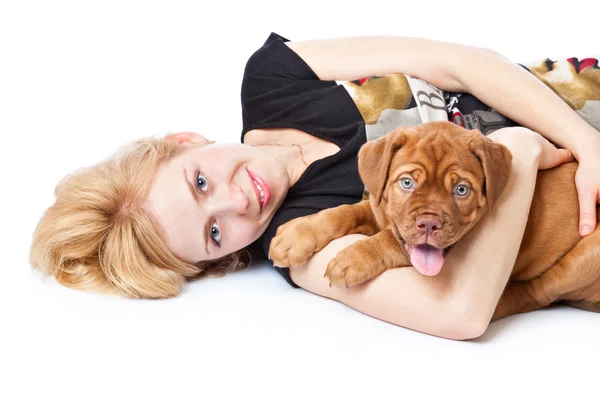Jong meisje met puppy van Dogue de Bordeaux (Franse mastiff) — Stockfoto