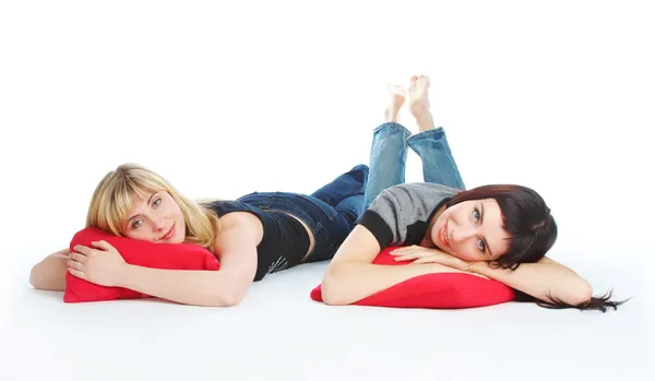 Dvě krásné ležící dívky — Stock fotografie