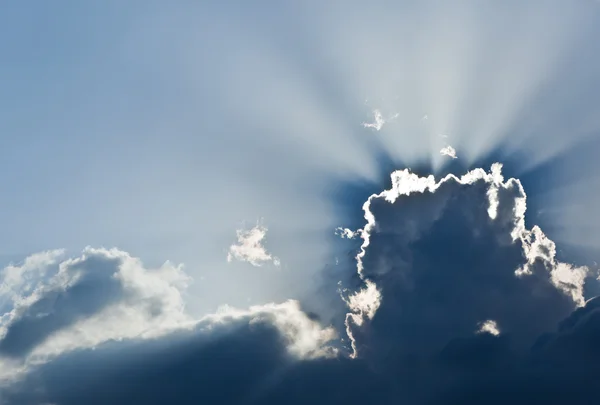 Sun Closed Clouds Blue Sky — Stock Photo, Image