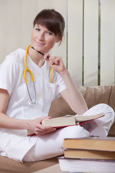 Medicine student learning — Stock Photo, Image