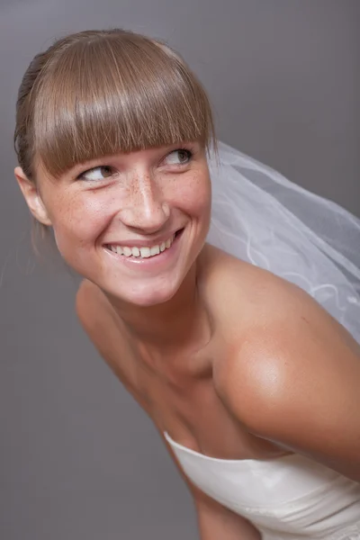笑的新娘 — 图库照片