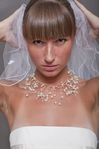 Young bride — Stock Photo, Image