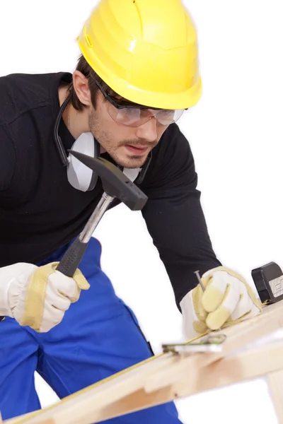 Trabajador de construcción con martillo —  Fotos de Stock