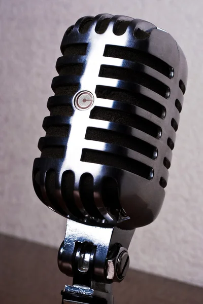 Retro-styled microphone — Stock Photo, Image