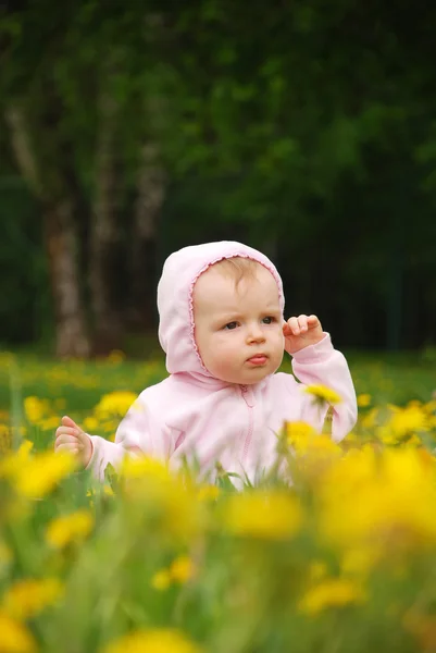 stock image Little girl in park