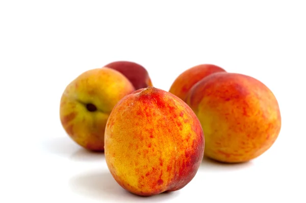 成熟、 多汁的桃子 — 图库照片