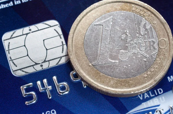 Euro para ve kredi kartı — Stok fotoğraf