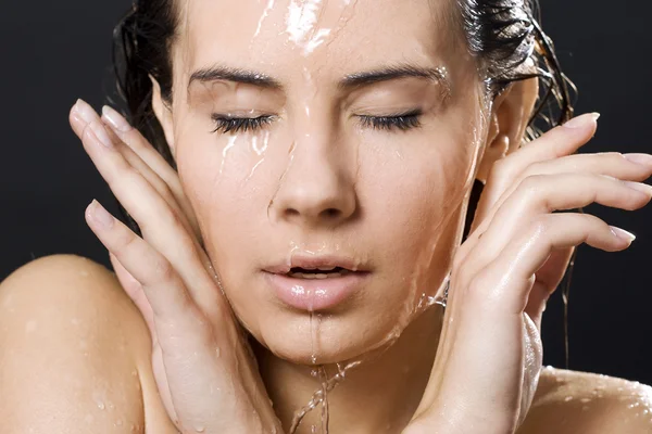 Smyslná žena mokré — Stock fotografie