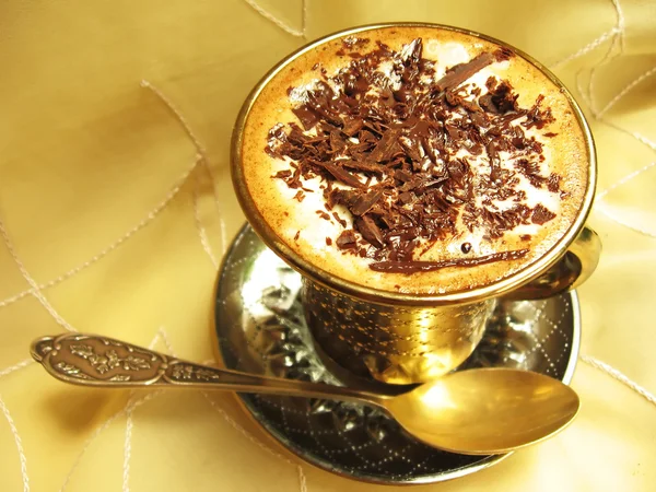 Coffee with ice cream and chocolate — Stock Photo, Image