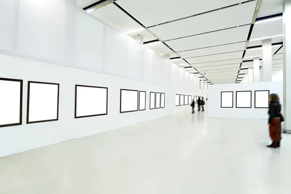 Silhouettes dans le musée — Photo