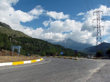 rota d400 sıra Olympos, Türkiye'nin yakın