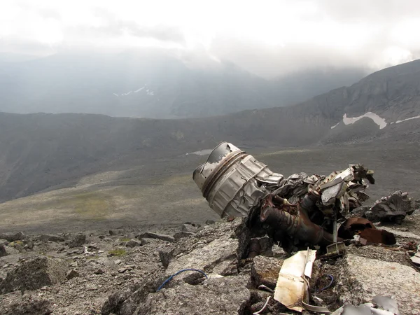 Обломки самолета после катастрофы — стоковое фото