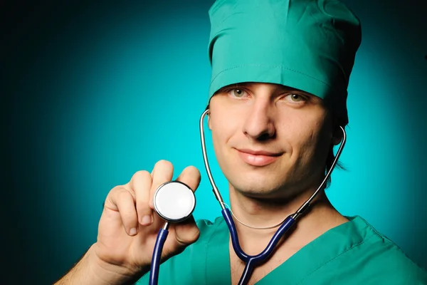 Dokter met stethoscoop — Stockfoto