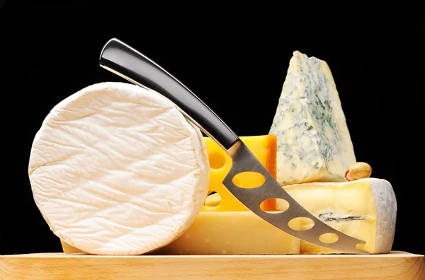 様々な種類のチーズが — ストック写真