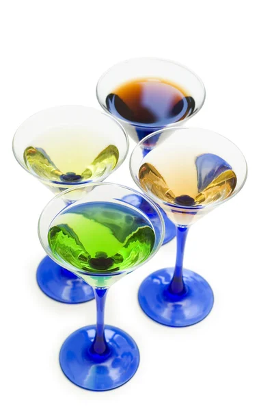 Verschillende cocktails geïsoleerd — Stockfoto