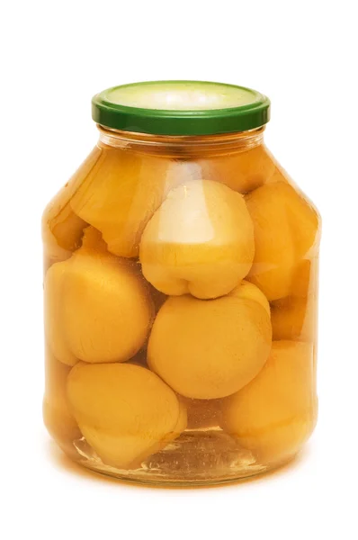 Pot met perziken geïsoleerde — Stockfoto