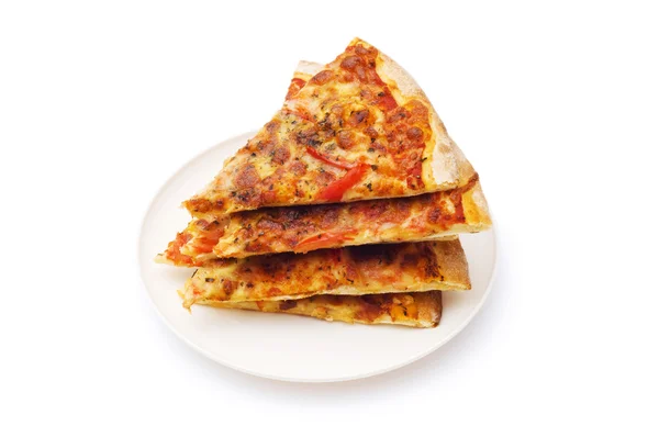 Pizza isolerat på vita — Stockfoto