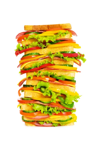 Гігантський бутерброд ізольований на білому — стокове фото