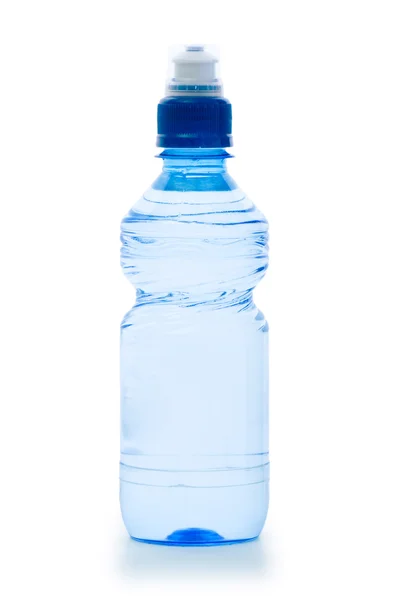 Пляшка води на фоні — стокове фото
