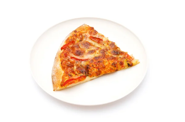 Pizza izolovaných na bílém — Stock fotografie