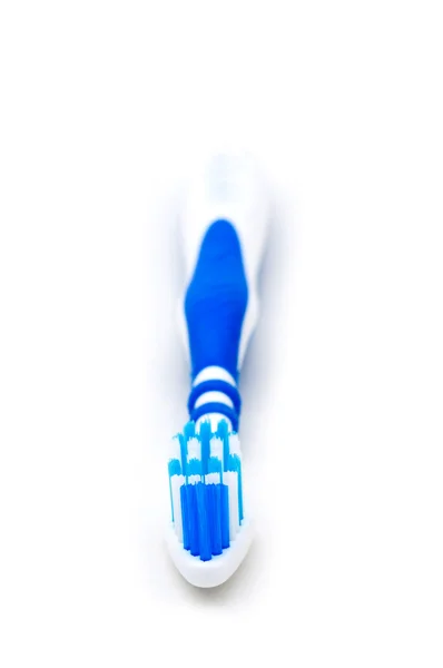 Üzerinde beyaz izole diş fırçası — Stok fotoğraf