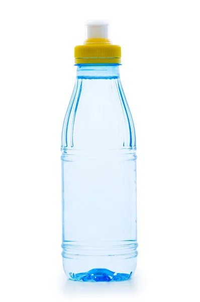 Vizes palackot a háttérben — Stock Fotó