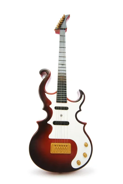 Drewno gitara na białym tle — Zdjęcie stockowe