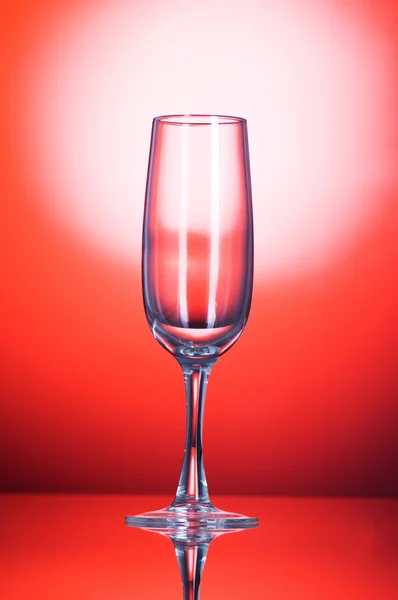 Bicchieri di vino sullo sfondo — Foto Stock