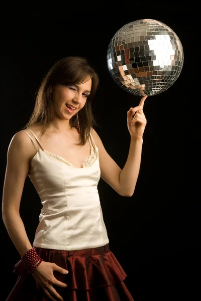 Dziewczyna z kulą disco — Zdjęcie stockowe