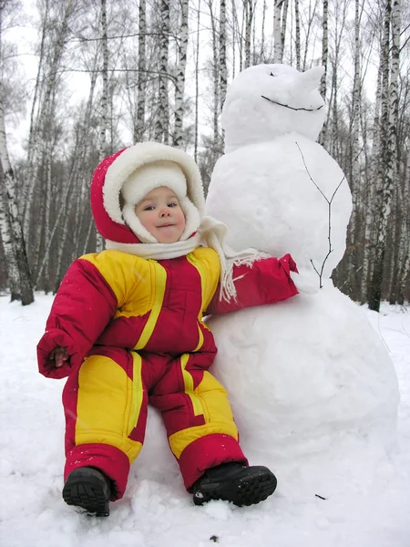 Bebek ve kardan adam — Stok fotoğraf