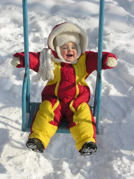 Bébé en scie à glace — Photo
