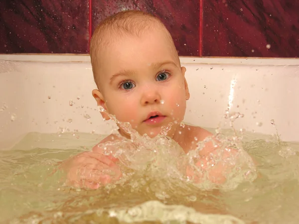 Baby in bath — Stock Photo, Image