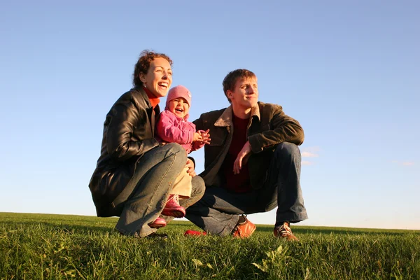Família de três prados por do sol — Fotografia de Stock