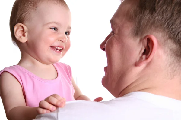 Sonrisa bebé con padre —  Fotos de Stock