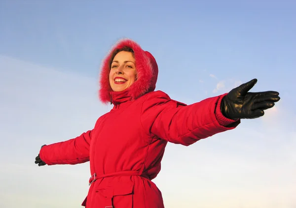 Zimní dívka létat rukama — Stock fotografie