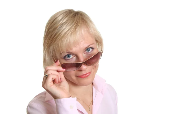 Blonde Frau mit Brille — Stockfoto