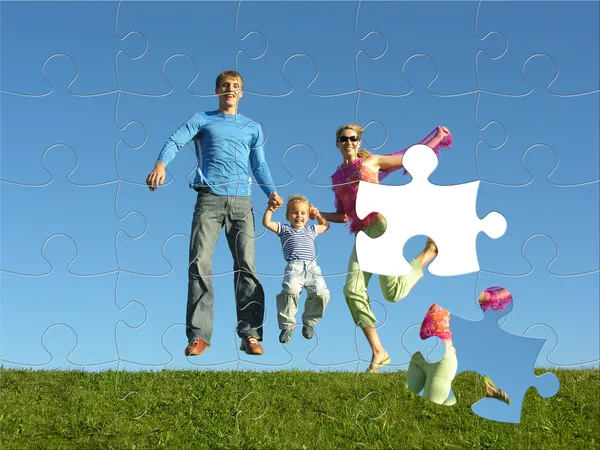Fly happy family puzzle — Stock Photo, Image