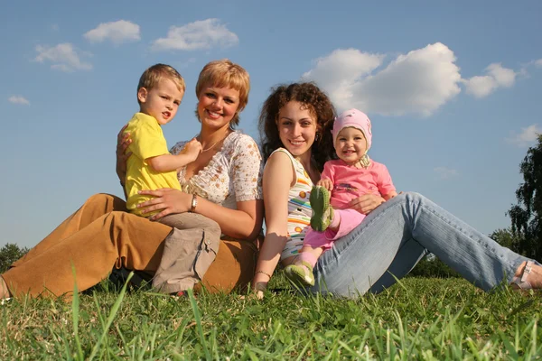 Mothers with children — Stock Photo, Image