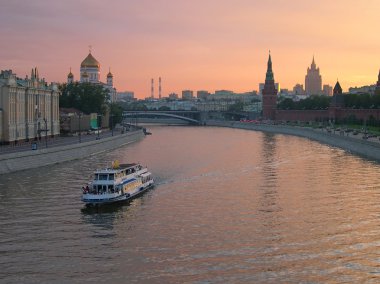 Moscow river kremlin clipart