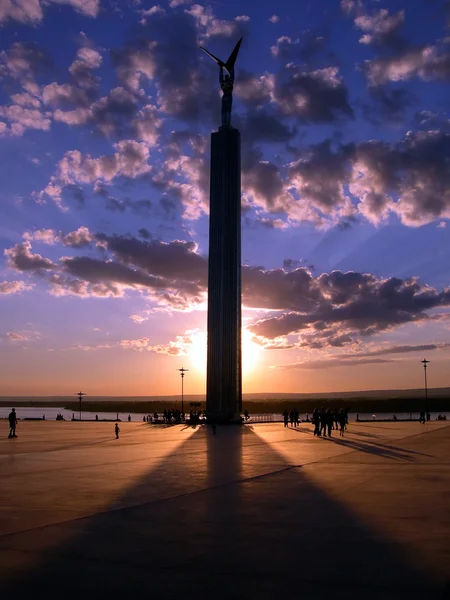 Anıt gün batımında — Stok fotoğraf