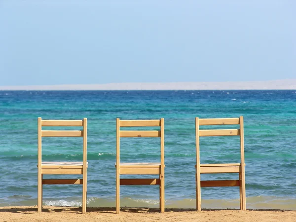 Sandalyeler. Deniz. — Stok fotoğraf